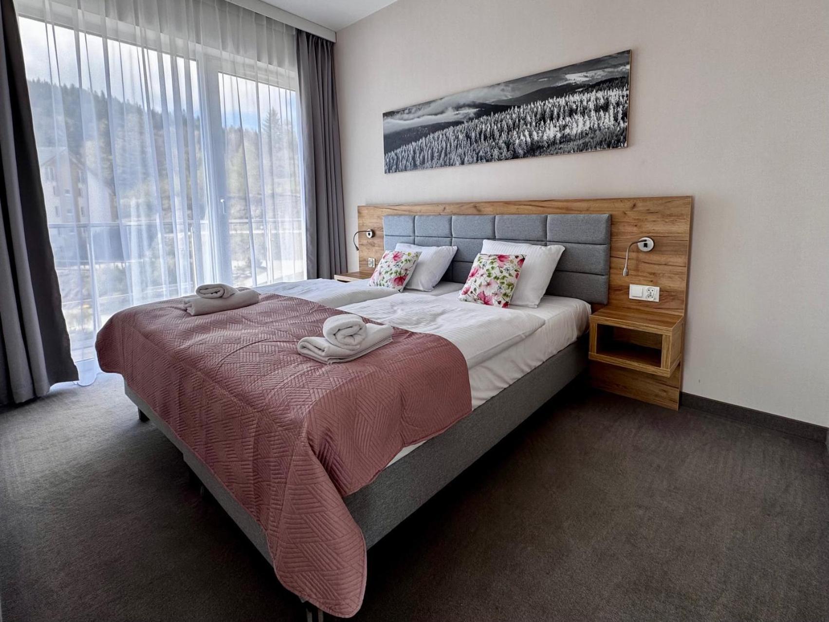 Sw Apartamenty Czarna Gora Сєнна Екстер'єр фото