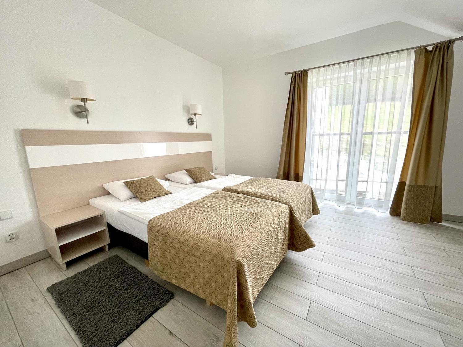 Sw Apartamenty Czarna Gora Сєнна Екстер'єр фото